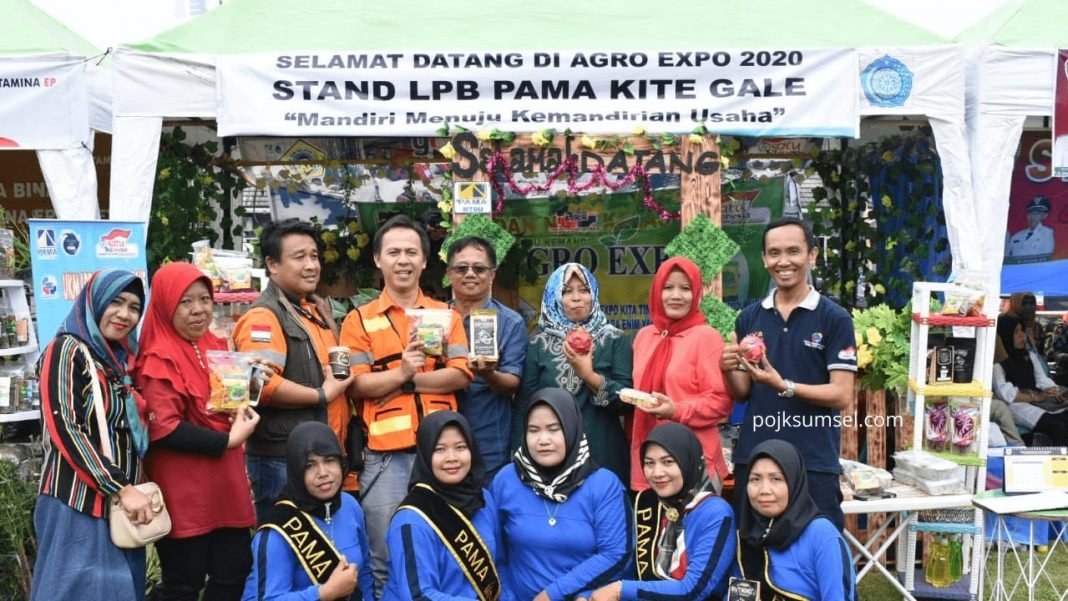 Stan CSR PT Pama pada saat ikut serta Agro Expo Muara Enim 2020