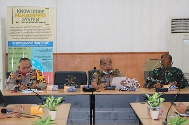Sekda Pimpin Rapat persiapan menghadapi Kahutla