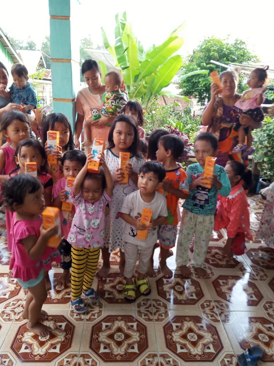 Pembagian suplemen makanan dari Pama