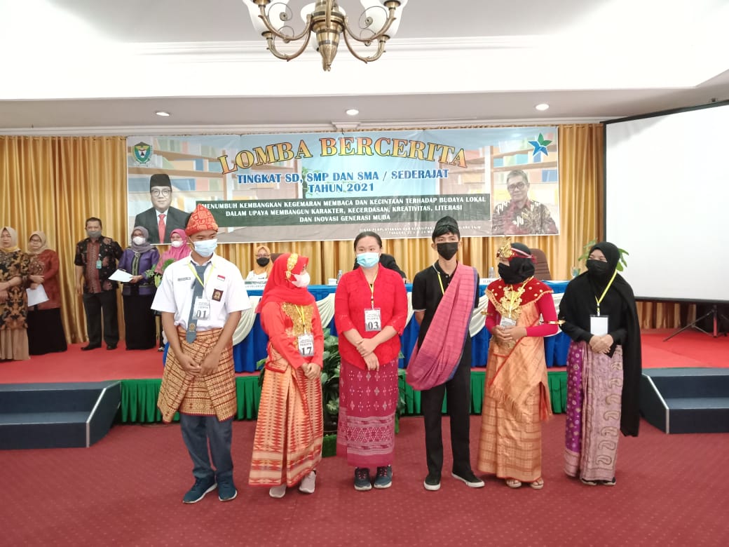 Pemenang lomba tingkat SMA Sederajat