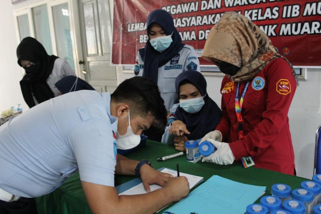 Tes Urine Tes Urine di Lapas Muara Enim oleh BNNK