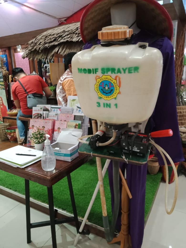 SMK Gelumbang Handsprayer modifikasi SMK Negeri 1 Gelumbang tampil ajang Sriwijaya Expo 2021