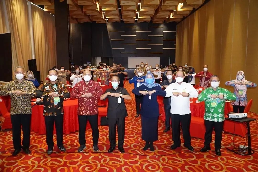 Rakor penyelenggaraan pelayanan perizinan dan non perizinan dpmptsp