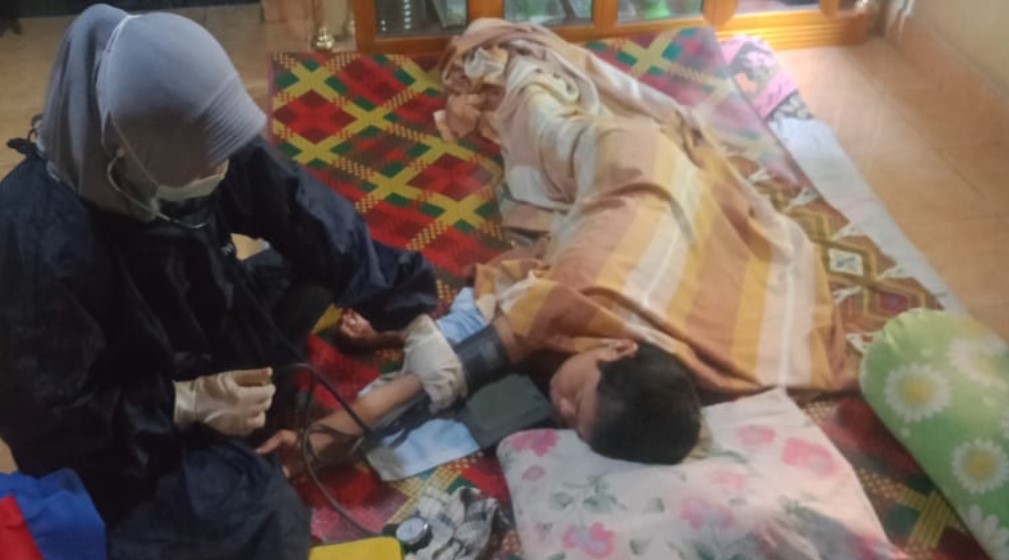 Roani Ketika Mendapatkaan Pelayanan Kesehatan Dari Dinas Kesehatan Banyuasin