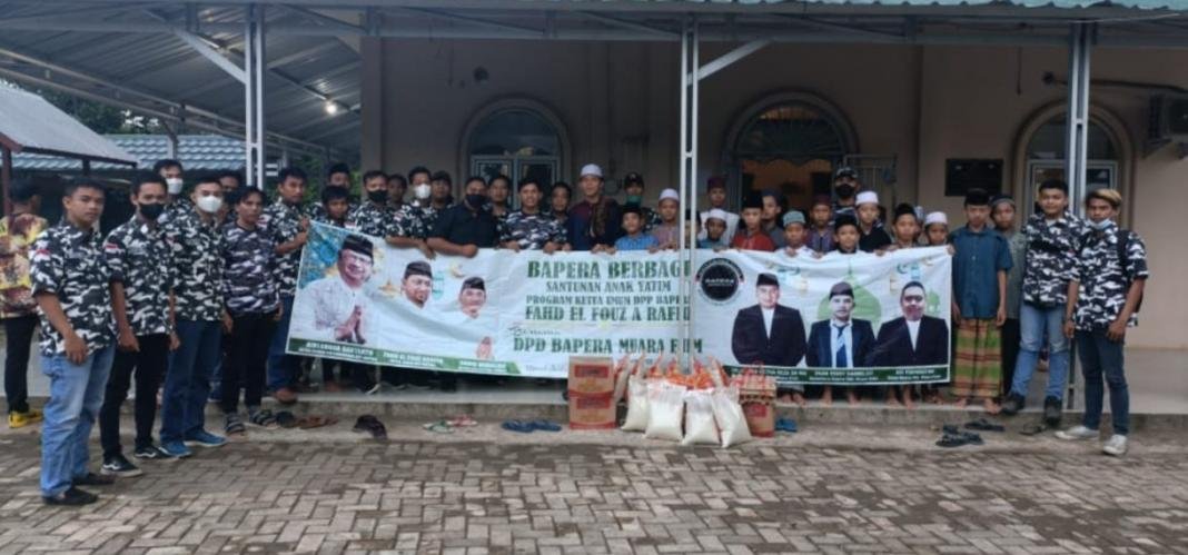Bapera Muara Enim Berbagi ke Pondok Pesantren La Roiba Bapera Muara Enim Berbagi ke Pondok Pesantren La Roiba
