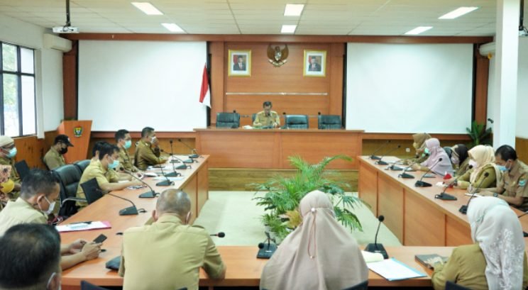 Kepala Balitbangda Muara Enim pimpin rapat Publikasi Inovasi Perangkat Daerah Kepala Balitbangda Muara Enim pimpin rapat Publikasi Inovasi Perangkat Daerah