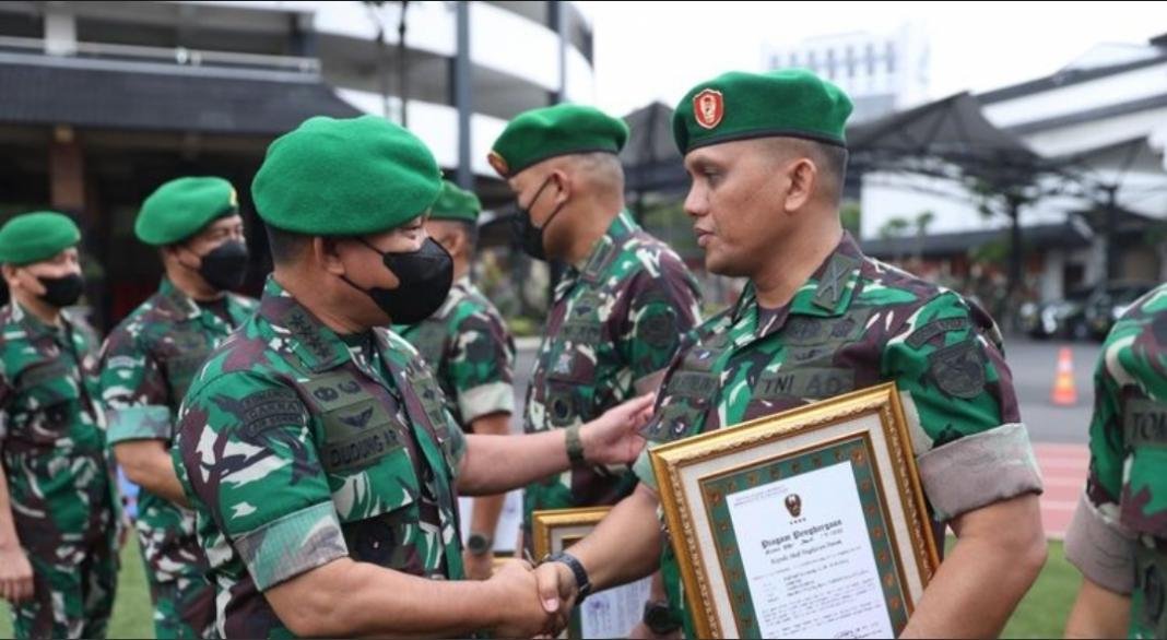 Wabin Tabuni Berhasil dilumpuhkan dan 47 Personel Gabungan TNI-POLRI Dapat Penghargaan Dari KSAD Wabin Tabuni Berhasil dilumpuhkan dan 47 Personel Gabungan TNI-POLRI Dapat Penghargaan Dari KSAD