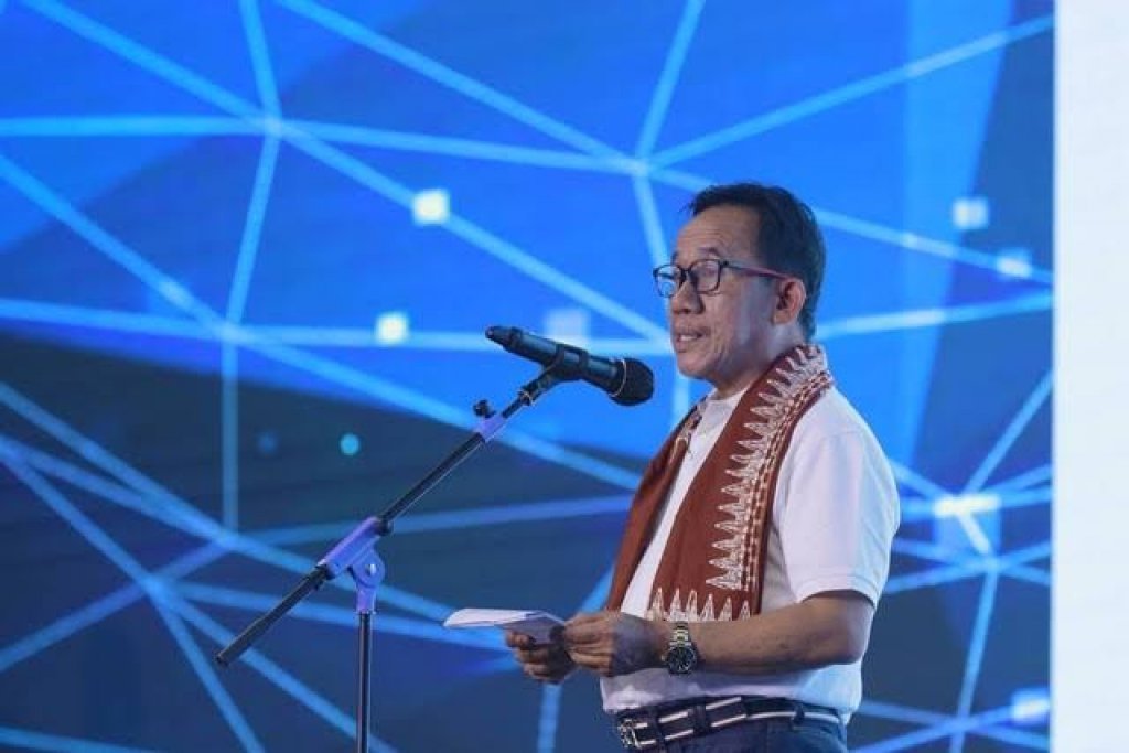 Orang Nomor Satu PTBA Raih Gelar The Global Emerging Leader 2022