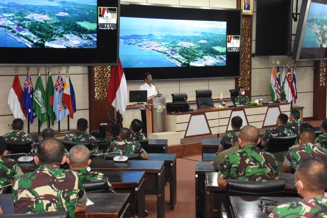 Wali Kota Batam Muhammad Rudi Beri Pembekalan Kepada Para Perwira Siswa Dikreg LXII
