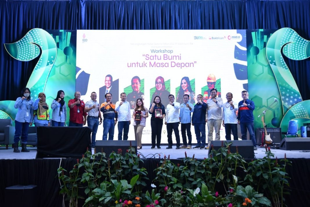 PTBA Mengajak Masyarakat untuk Peduli Lingkungan