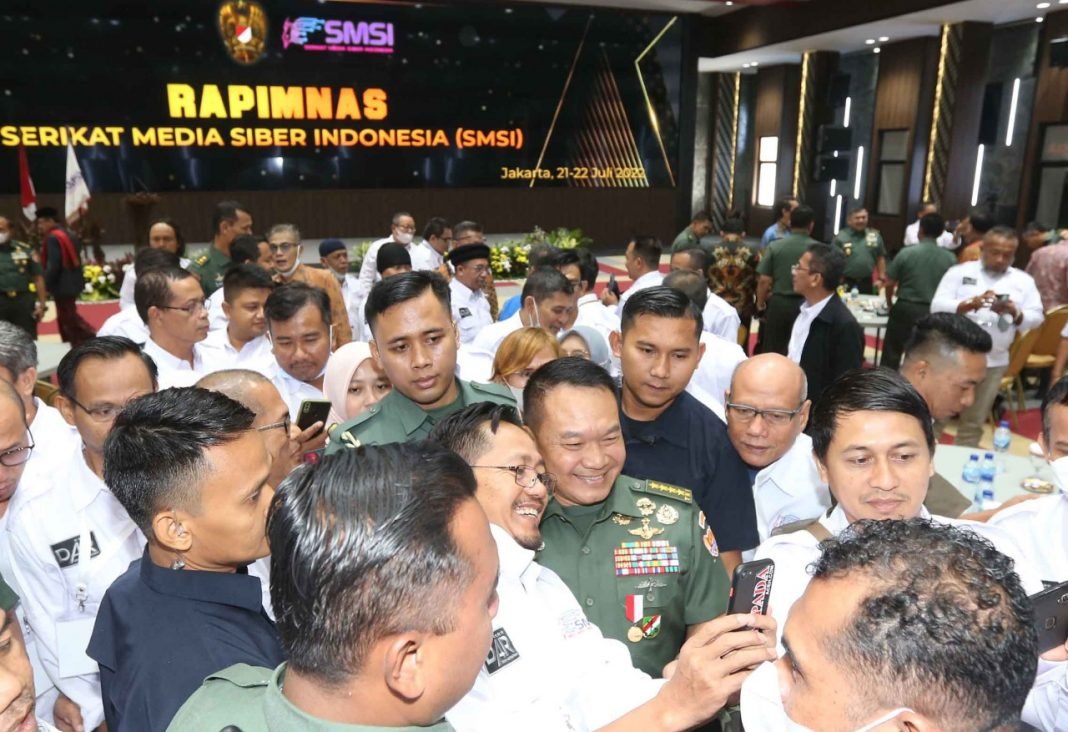 Eep Saefulloh Fatah Menilai Kasad Sebagai Penganut Ajaran Ini