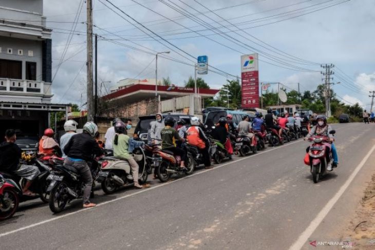 Kabar Angin BBM Bakal Naik Berhembus Makin Kencang