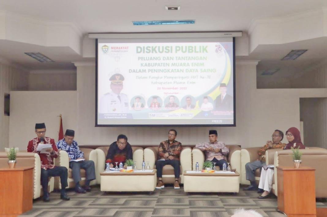 ICMI Gelar Diskusi Publik Dengan Tema Peluang dan Tantangan Kabupaten Muara Enim Dalam Peningkatan Daya Saing ICMI Gelar Diskusi Publik Dengan Tema Peluang dan Tantangan Kabupaten Muara Enim Dalam Peningkatan Daya Saing