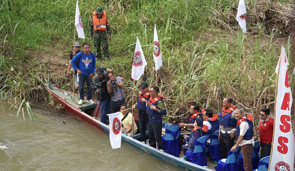 PJ Bupati Buka Lomba Njale Rambang