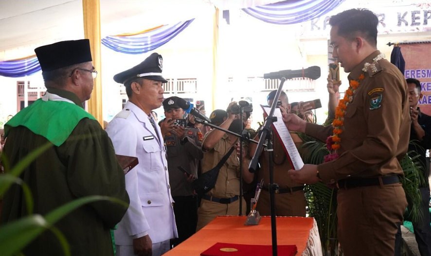PLT Bupati Muara Enim Kaffah Resmikan Desa Ujan Mas Ulu - 2