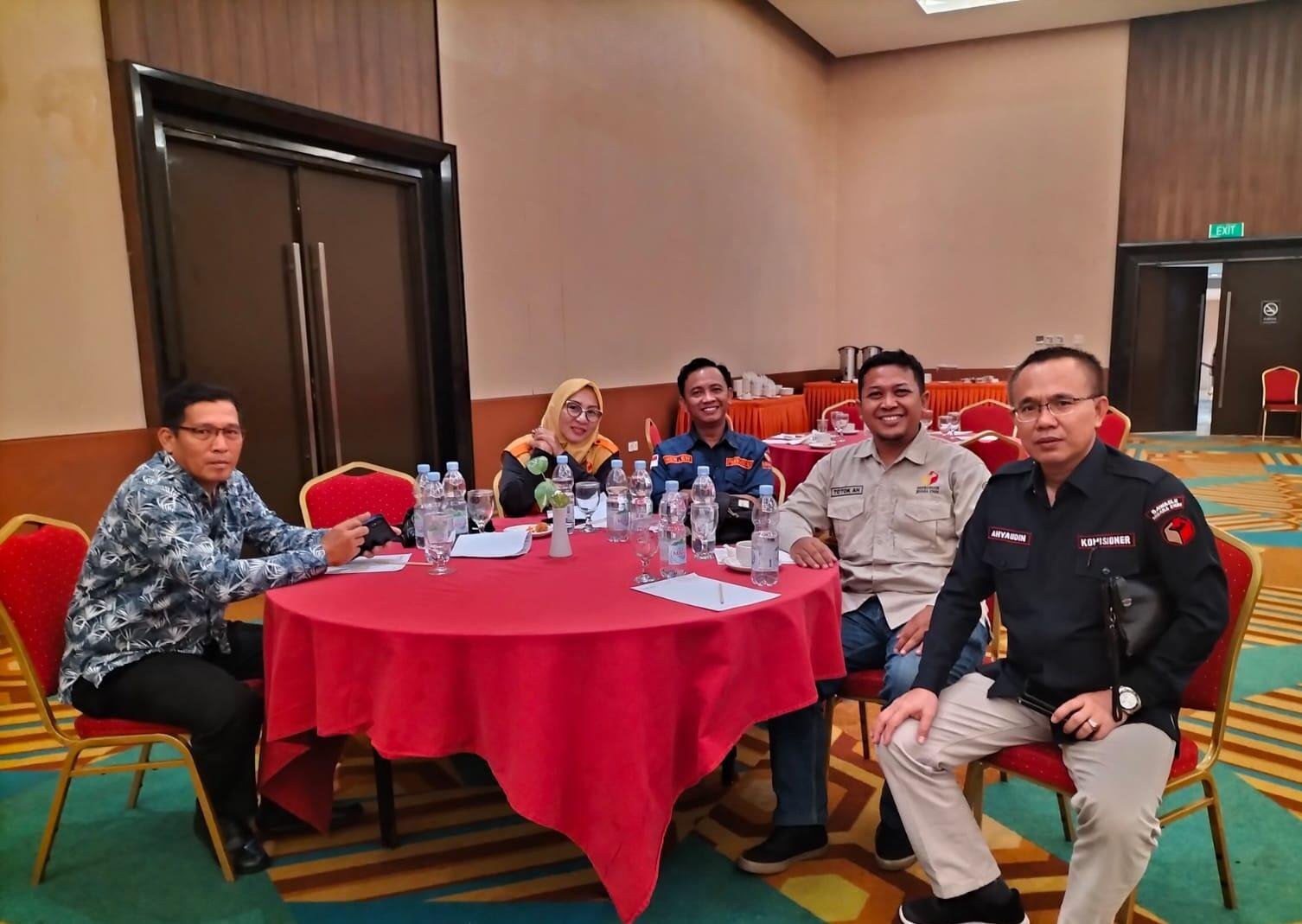 Ketua Panwascam Muara Enim Menghadiri Kegiatan Fasilitasi Sentra Gakkumdu