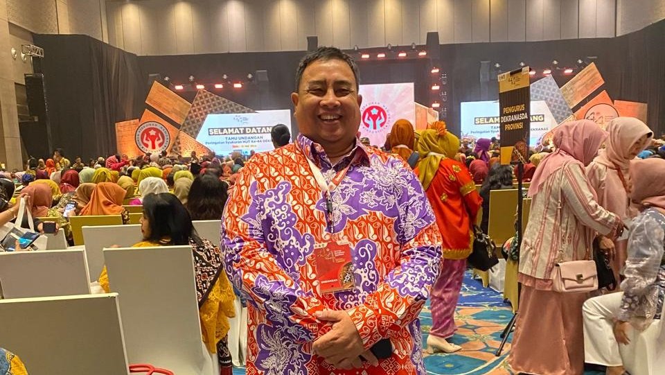 Sekretaris Daerah Kabupaten Muara Enim Ir. Yulius, M.Si., hadir dalam pembukaan puncak perayaan dan syukuran HUT Dekranas Tahun 2024