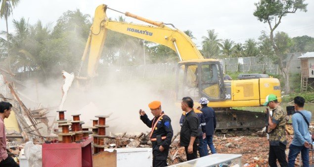 KAI DIvre III Palembang Lakukan Pnertiban Aset di Muara Enim